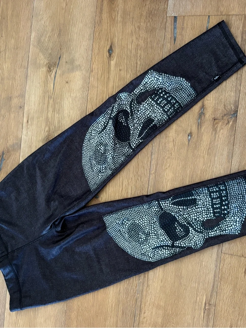 Zara Terez edgy black